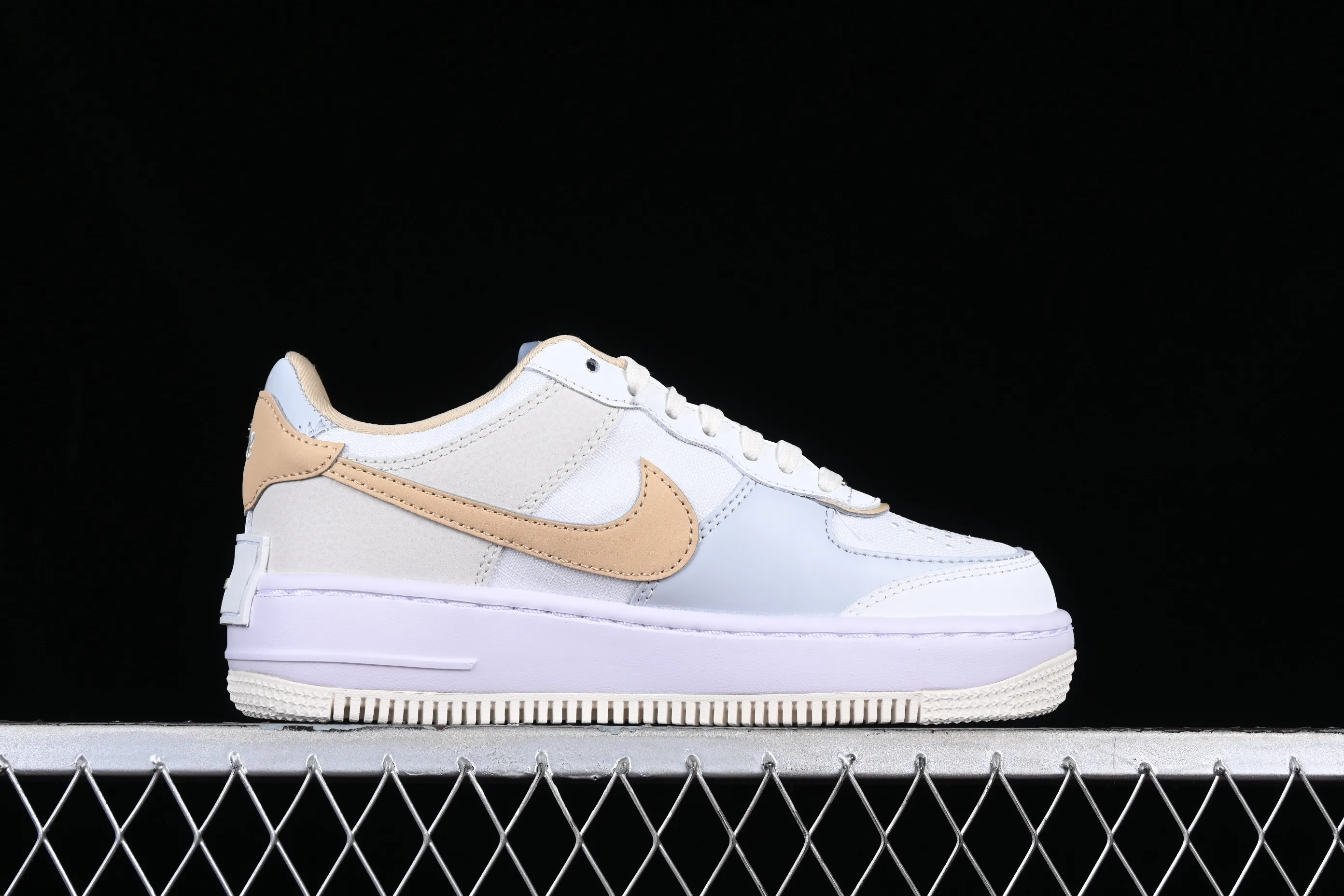 All Categories Nk Air Force 1 Air Force Series Nk Air Force 1 Shadow Air Force Lightweight Increase Nk Air Force 1 Shadow Air Force One Lightweight Increase Low-top Versatile Sneakers DV7449-100
